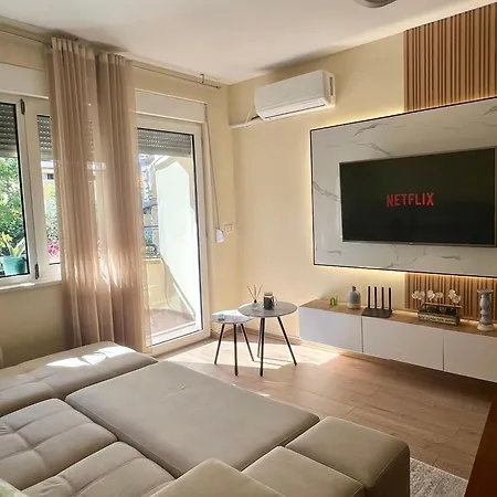 Apartment Gloria